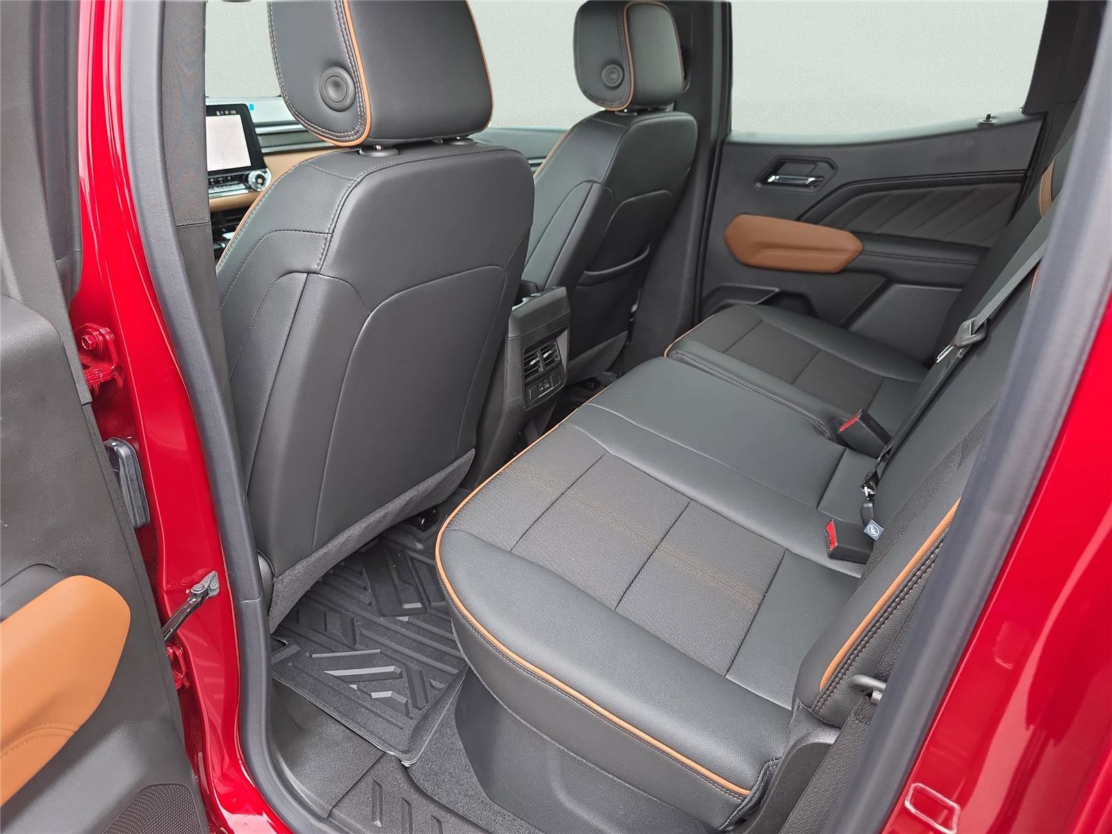 New 2026 GMC Canyon AT4 image 15