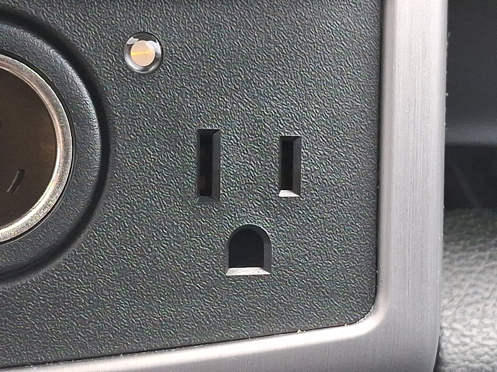 Used 2020 Ford F150 Platinum w/ Equipment Group 701A Luxury image 27