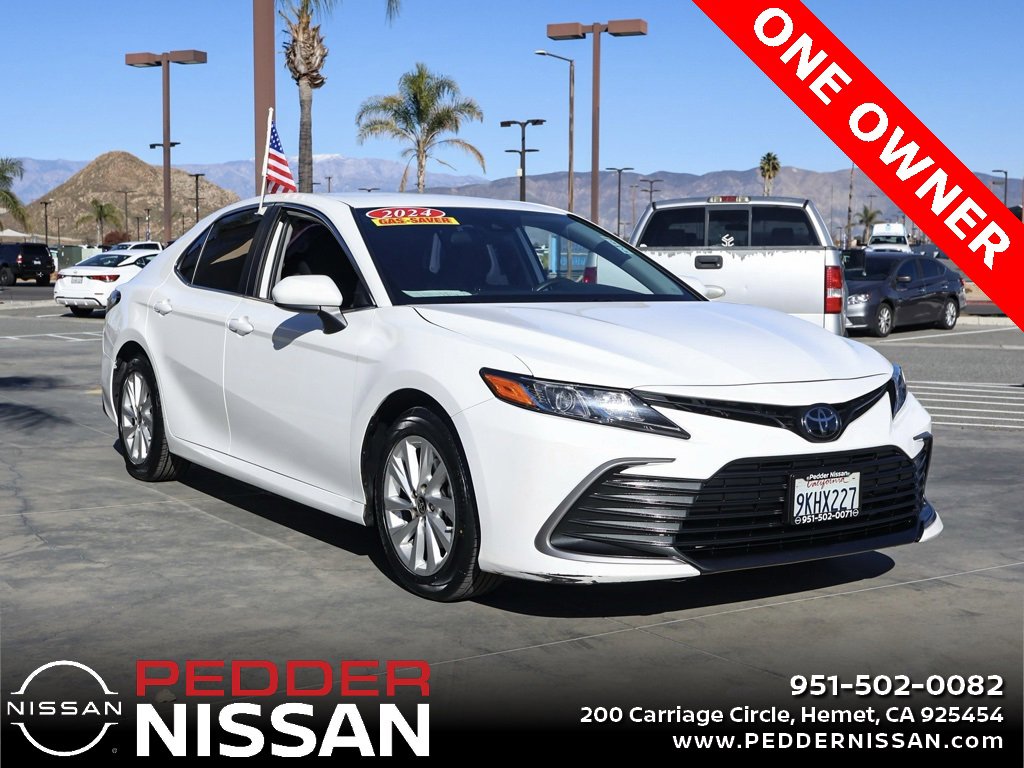 Used 2024 Toyota Camry LE image 1