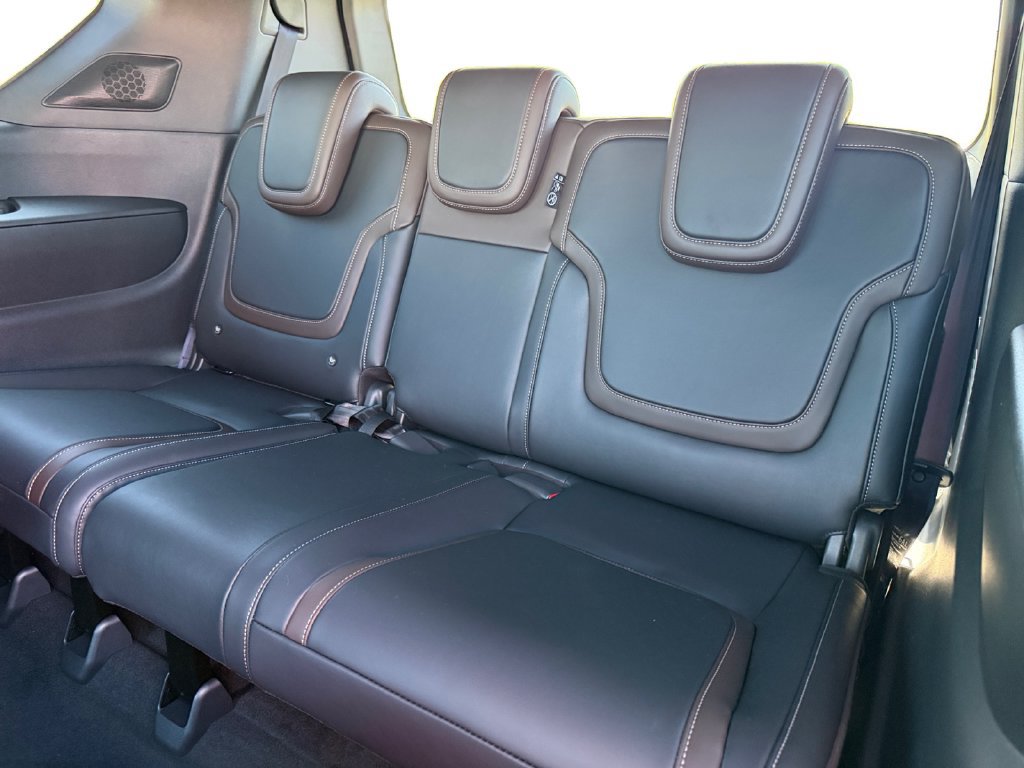 New 2026 Nissan Armada SL w/ Captain's Chari Seat Package AWD/4WD image 15