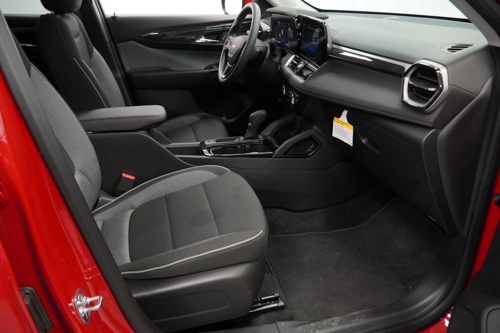 New 2026 Chevrolet TrailBlazer LT w/ Driver Confidence Package AWD/4WD image 28