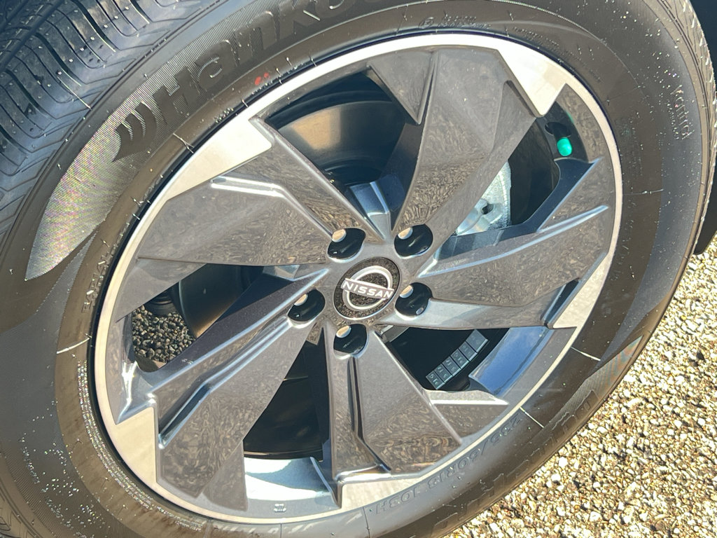 New 2026 Nissan Rogue SV image 9