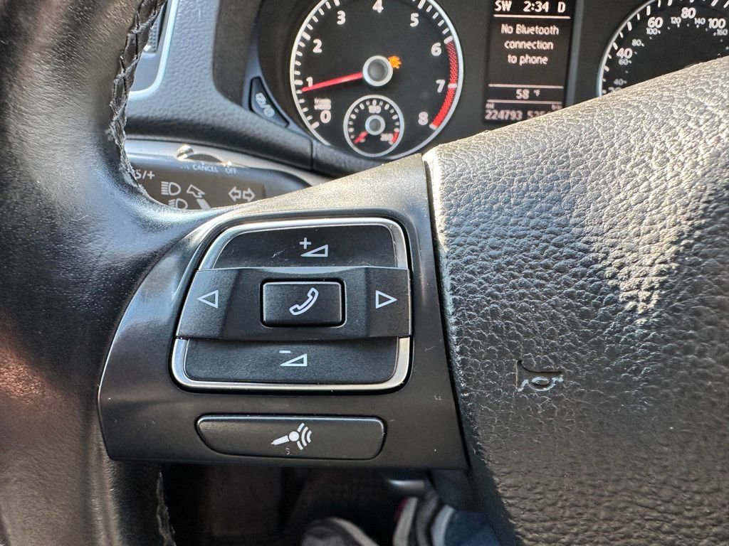 Used 2013 Volkswagen Passat 2.5 SE image 22