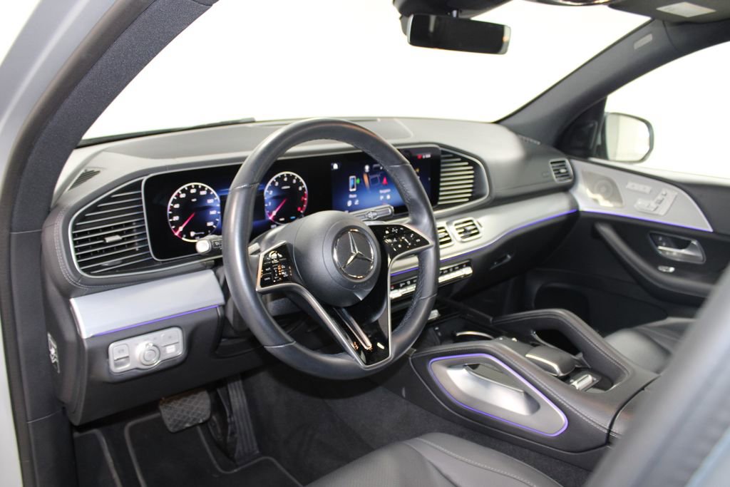 Used 2025 Mercedes-Benz GLS 450 4MATIC image 22