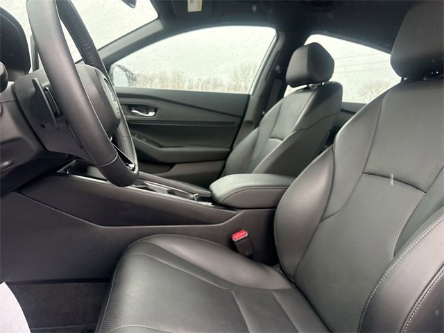 Used 2025 Honda Accord Sport image 18