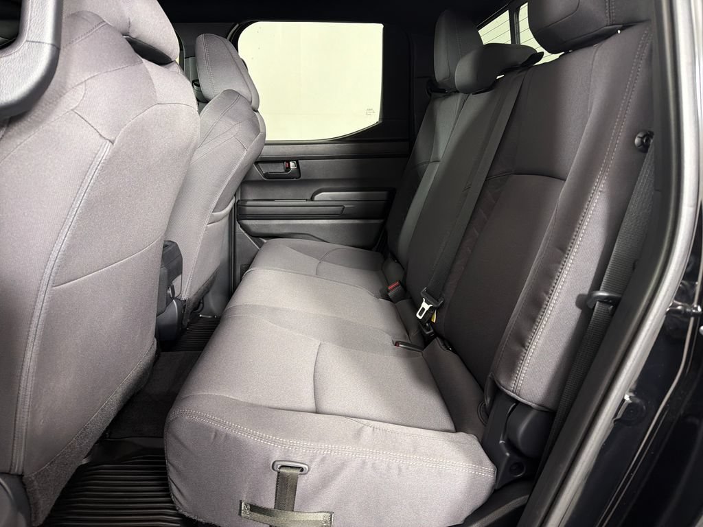 Used 2025 Toyota Tacoma SR5 AWD/4WD image 19