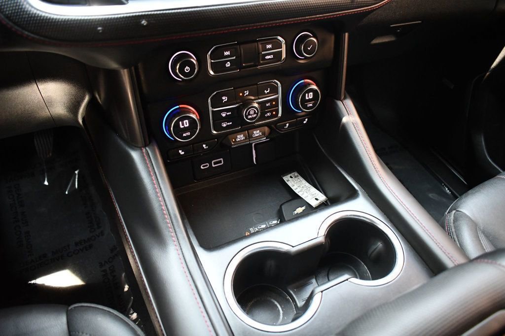 Used 2022 Chevrolet Suburban RST w/ Sport Performance Package image 36