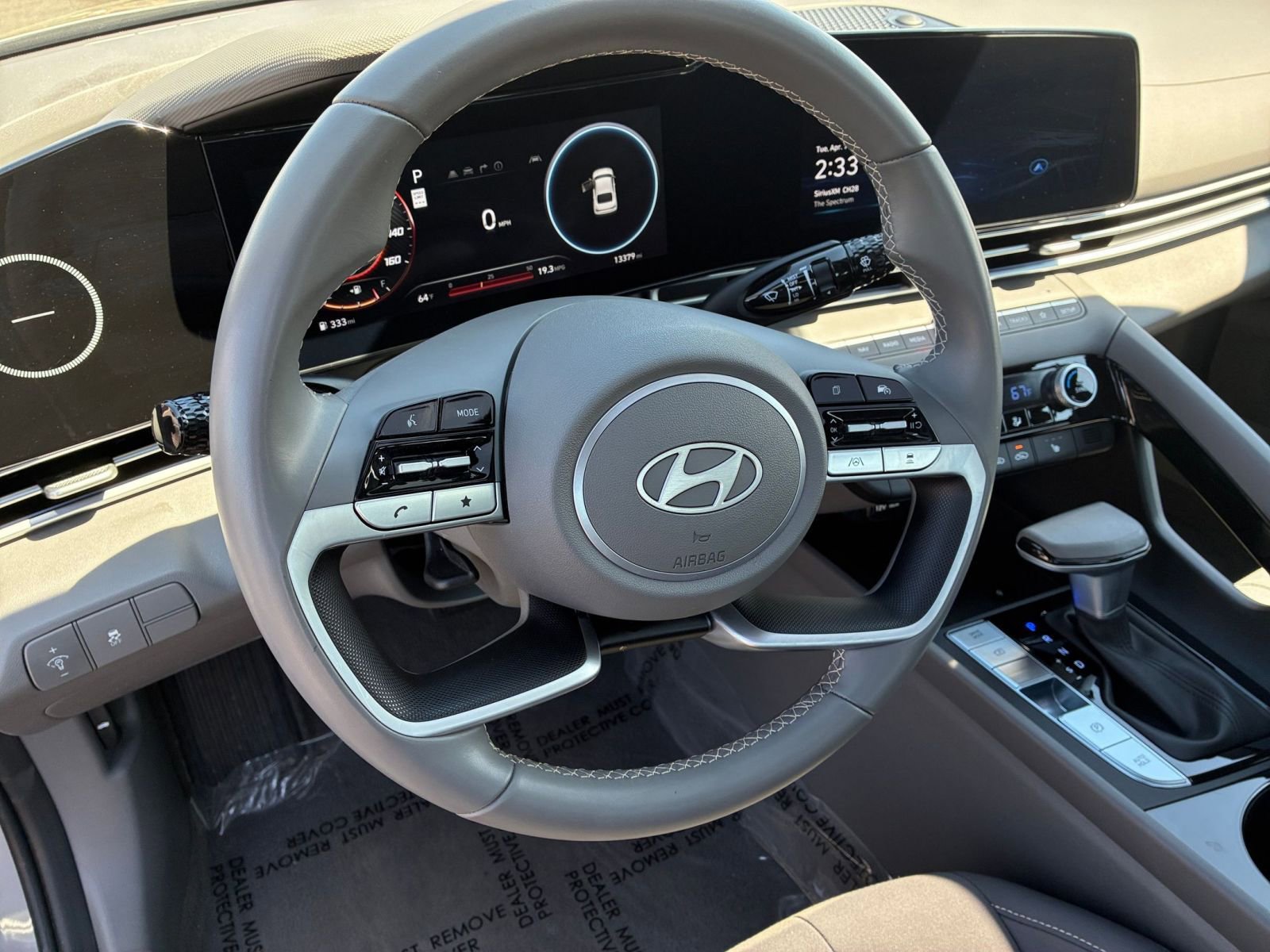 Used 2025 Hyundai Elantra SEL FWD image 30