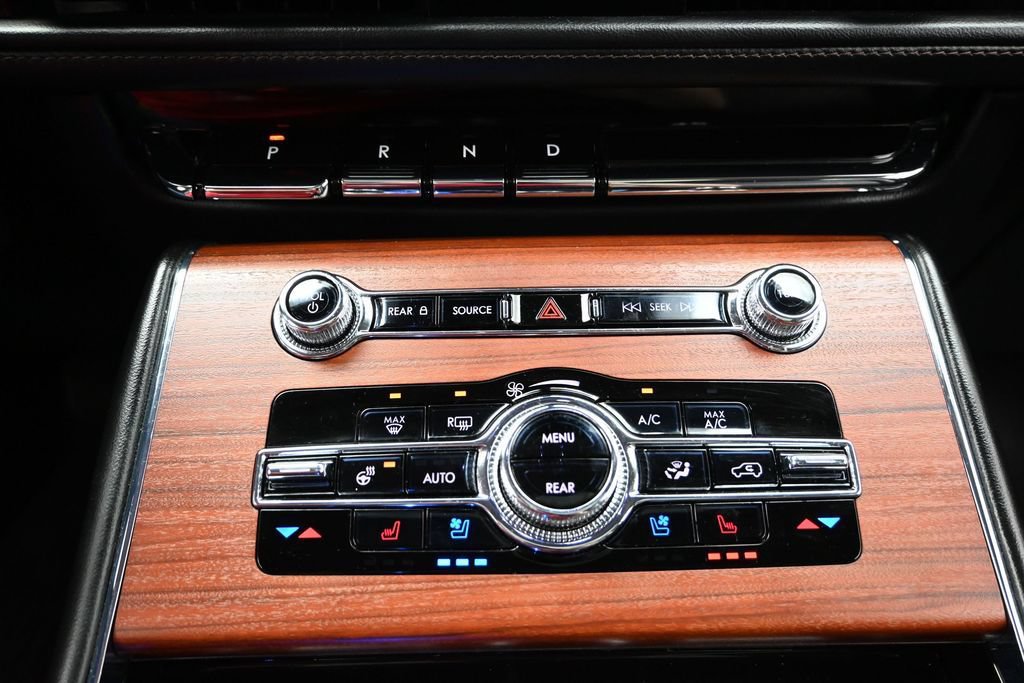 Used 2022 Lincoln Aviator Reserve w/ Equipment Group 201A AWD/4WD image 44