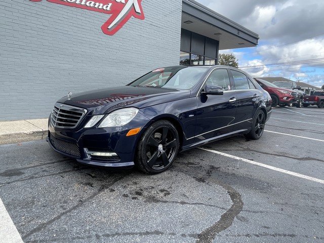 Used 2012 Mercedes-Benz E 350 4MATIC Sedan image 2