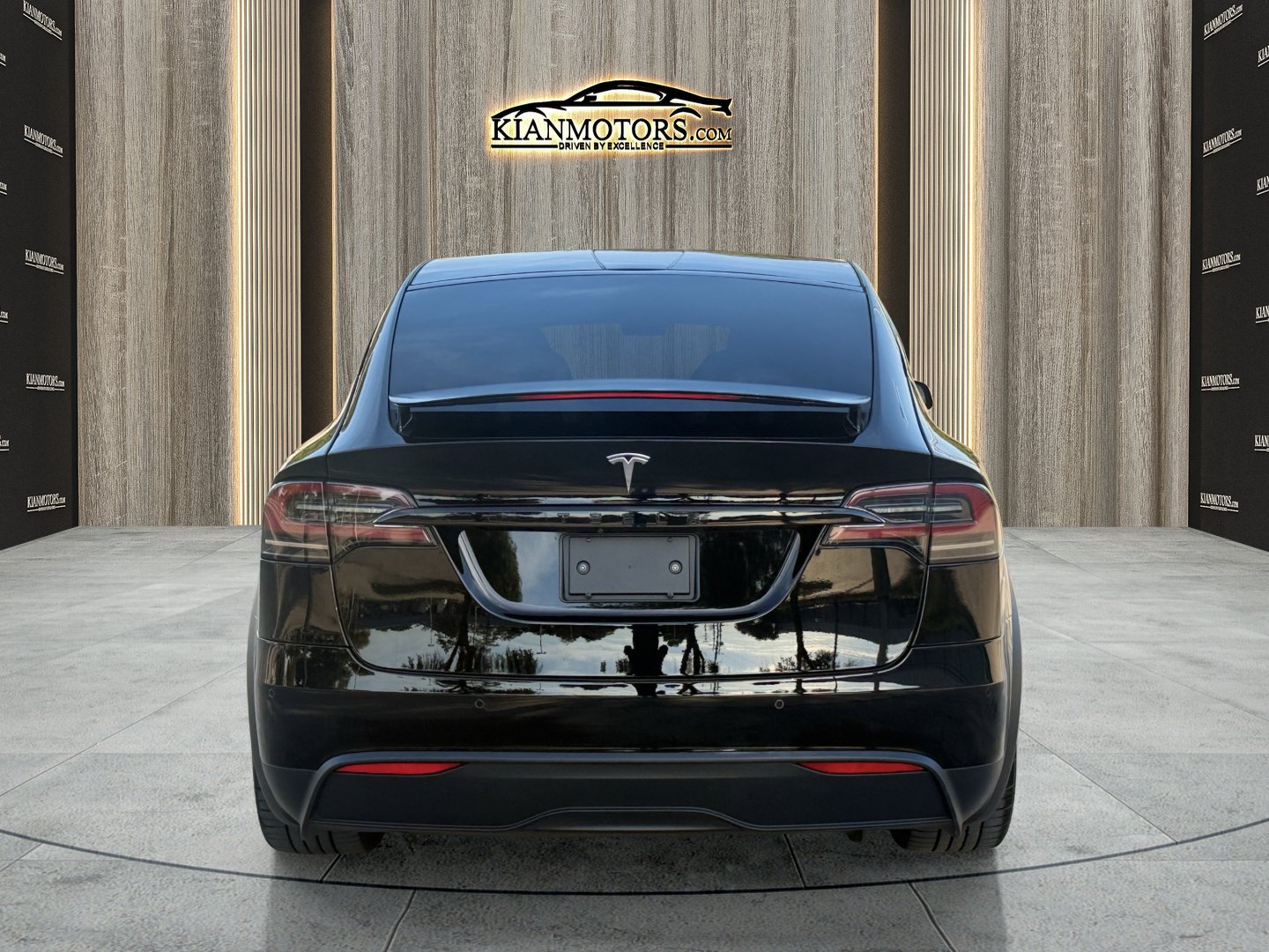 Used 2023 Tesla Model X AWD/4WD image 9