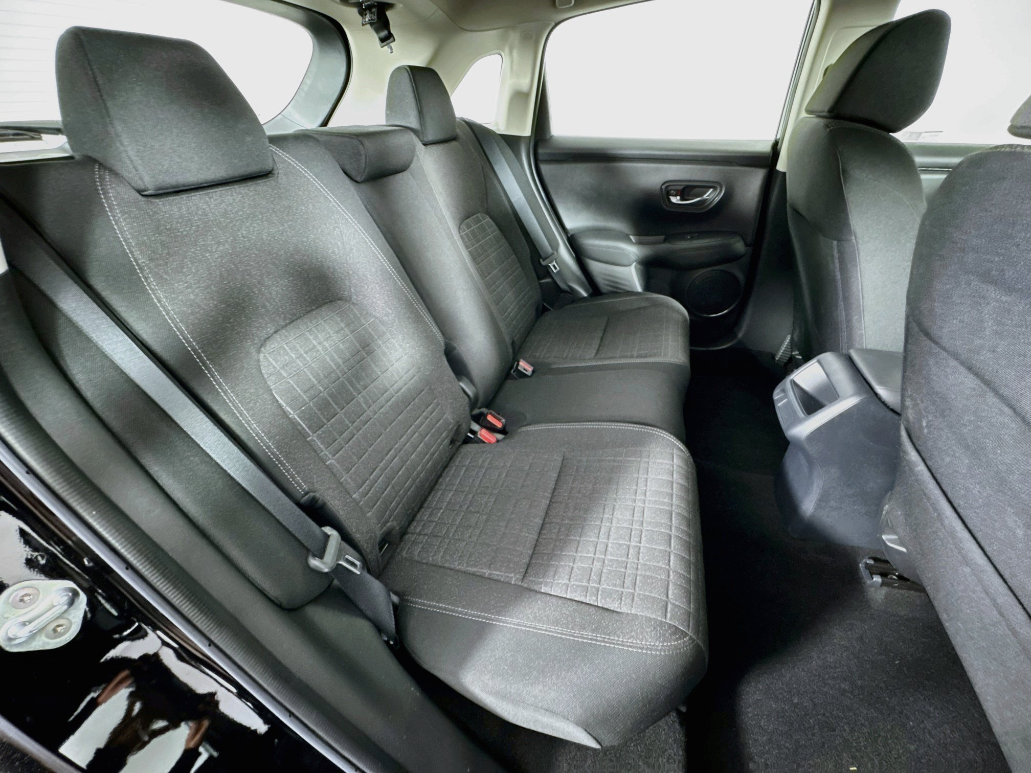 Certified 2023 Honda HR-V LX image 24