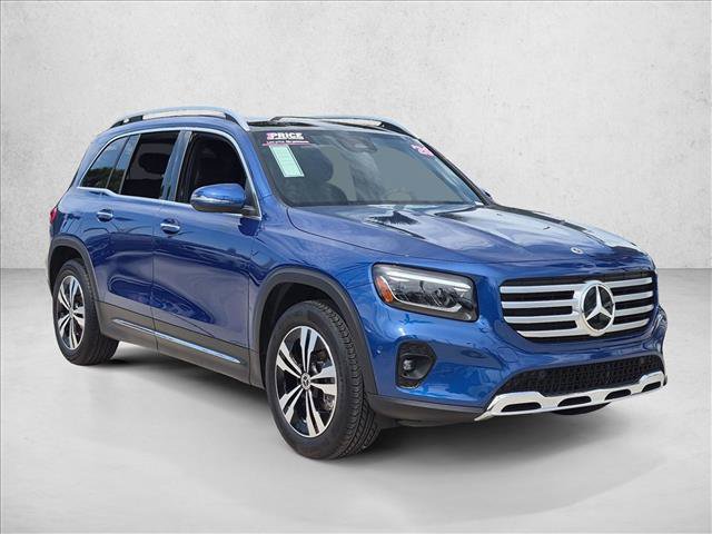 Used 2026 Mercedes-Benz GLB 250 4MATIC image 3