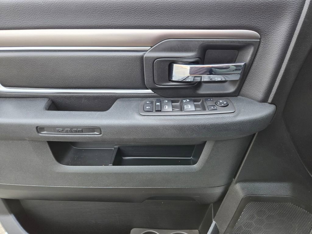 Used 2024 RAM 1500 Classic Warlock image 17