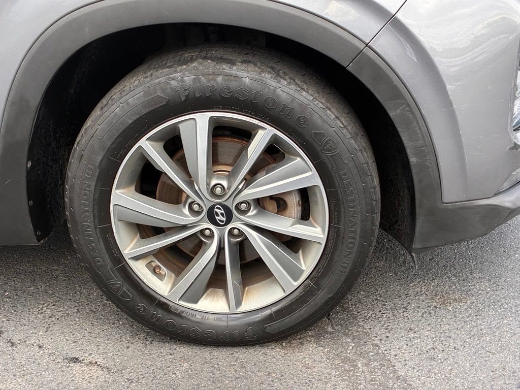 Used 2019 Hyundai Santa Fe SEL FWD image 50