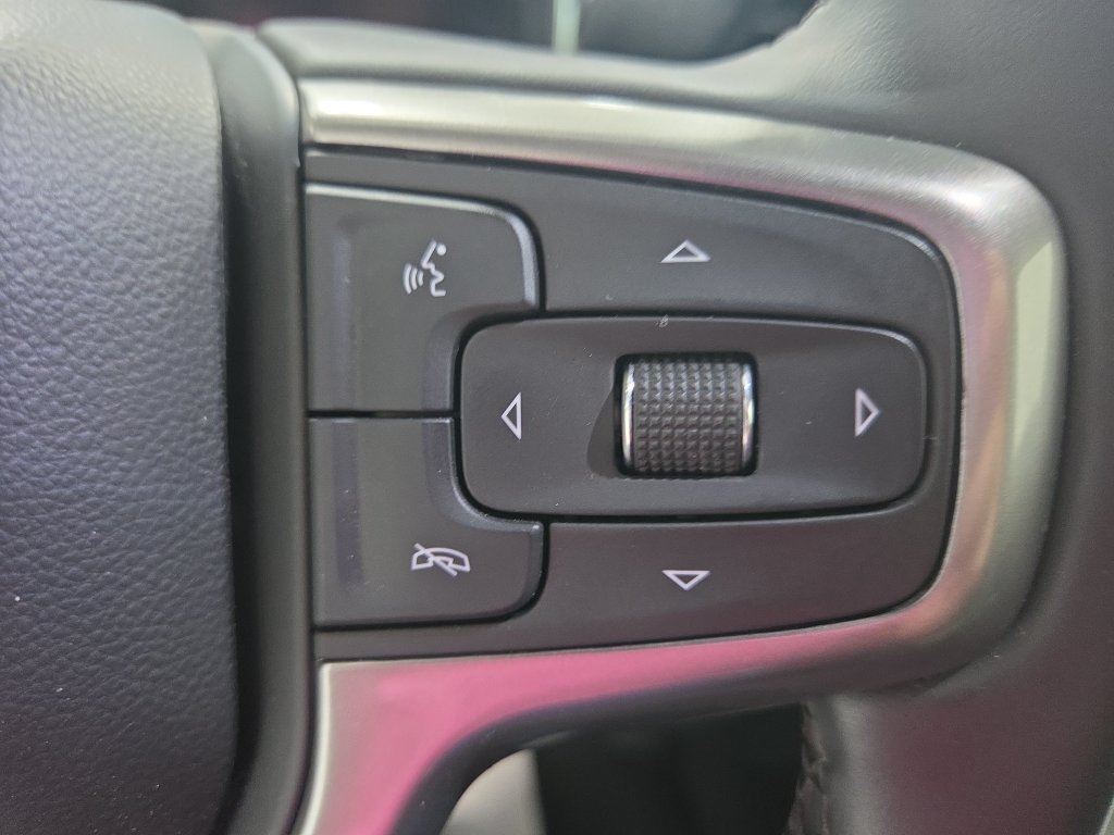 Used 2025 Chevrolet Silverado 1500 LT AWD/4WD image 37