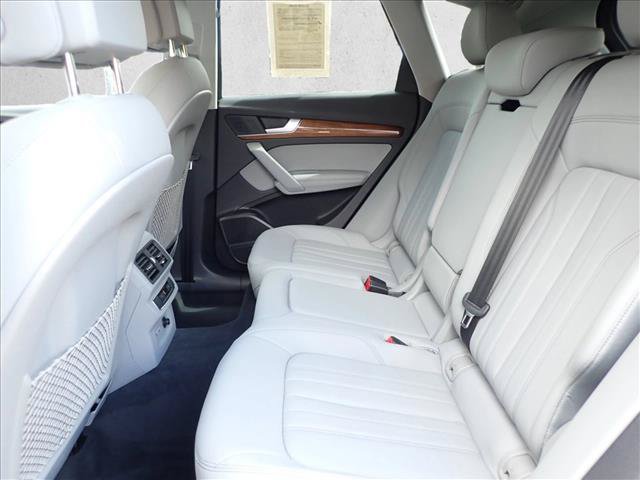 Used 2024 Audi Q5 2.0T Premium Plus AWD/4WD image 9