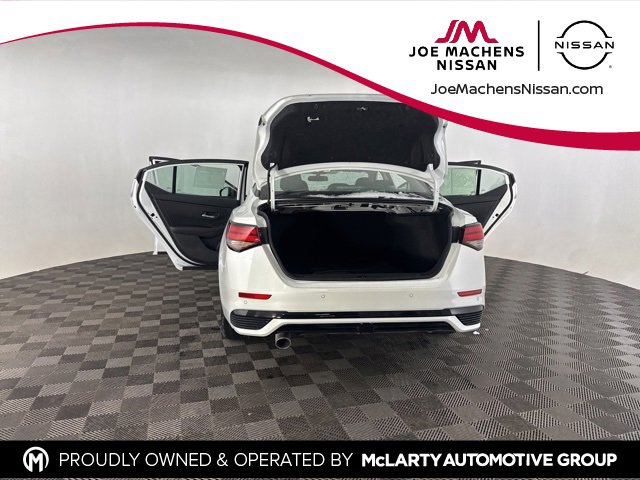 Certified 2025 Nissan Sentra SR image 15