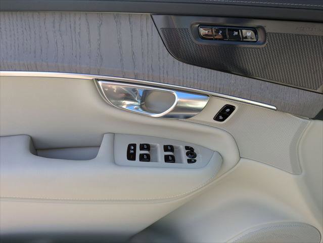 New 2026 Volvo XC90 T8 Ultra image 7