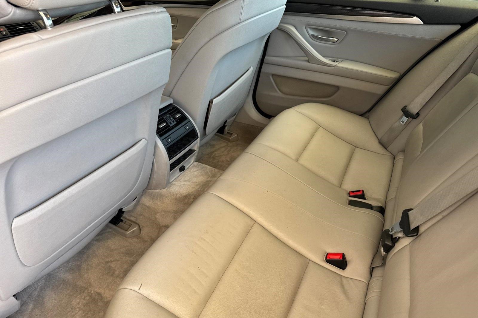 Used 2013 BMW 535i Sedan image 26