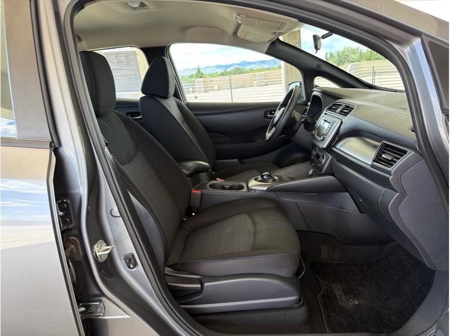 Used 2018 Nissan Leaf S w/ S Charge Package FWD image 17