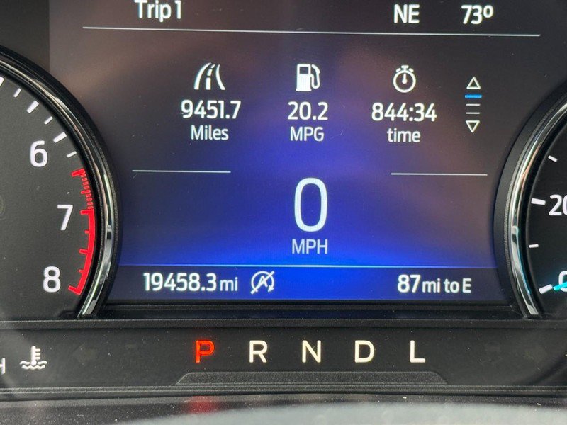 Used 2024 Ford Explorer XLT w/ Equipment Group 202A AWD/4WD image 18