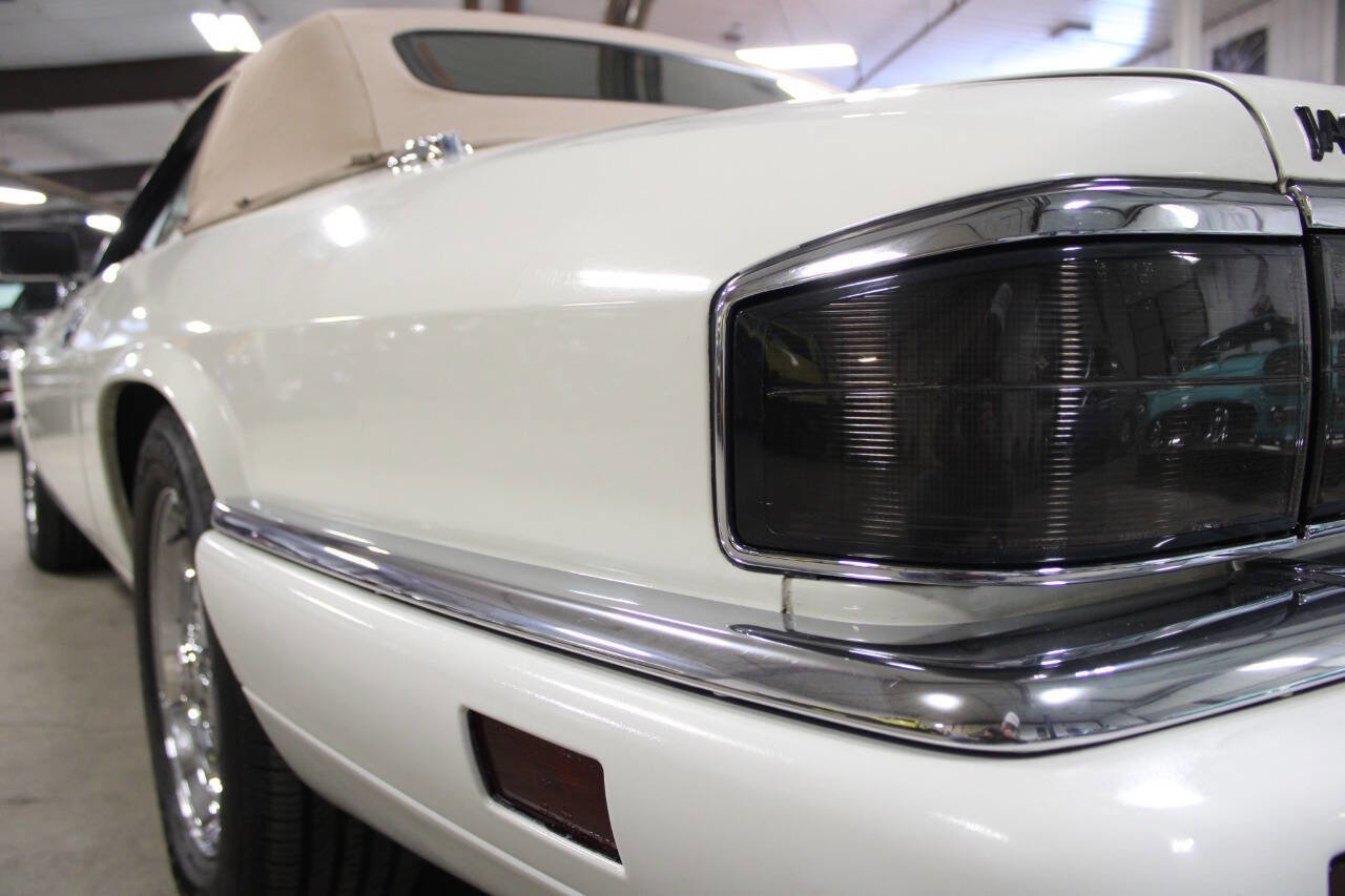Used 1995 Jaguar XJS 4.0 Convertible image 12