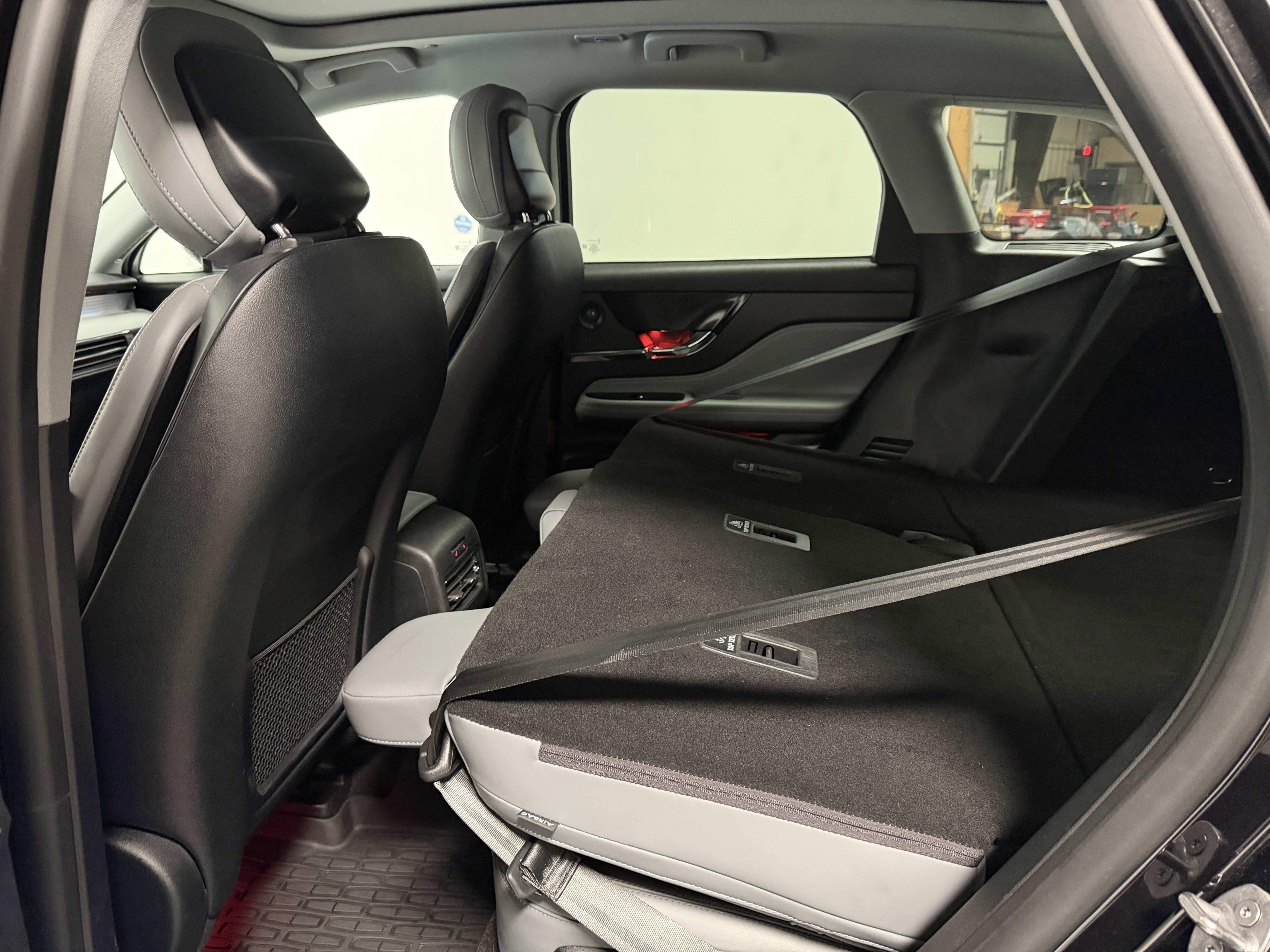 Used 2020 Lincoln Corsair Reserve w/ Equipment Group 201A image 33