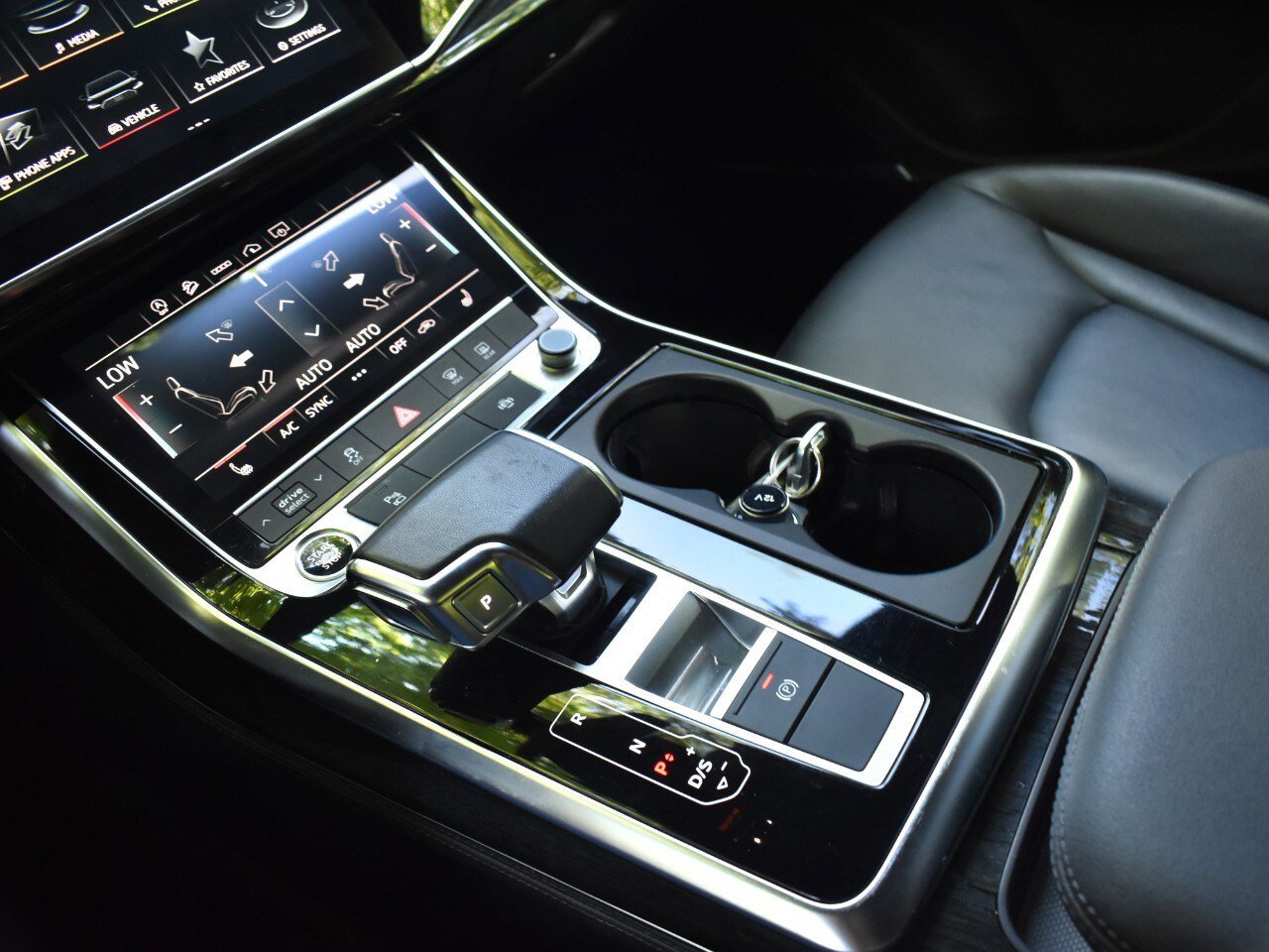Used 2023 Audi Q7 3.0T Premium Plus w/ Premium Plus Package AWD/4WD image 35