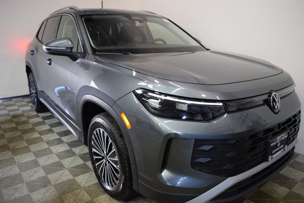 New 2025 Volkswagen Tiguan S