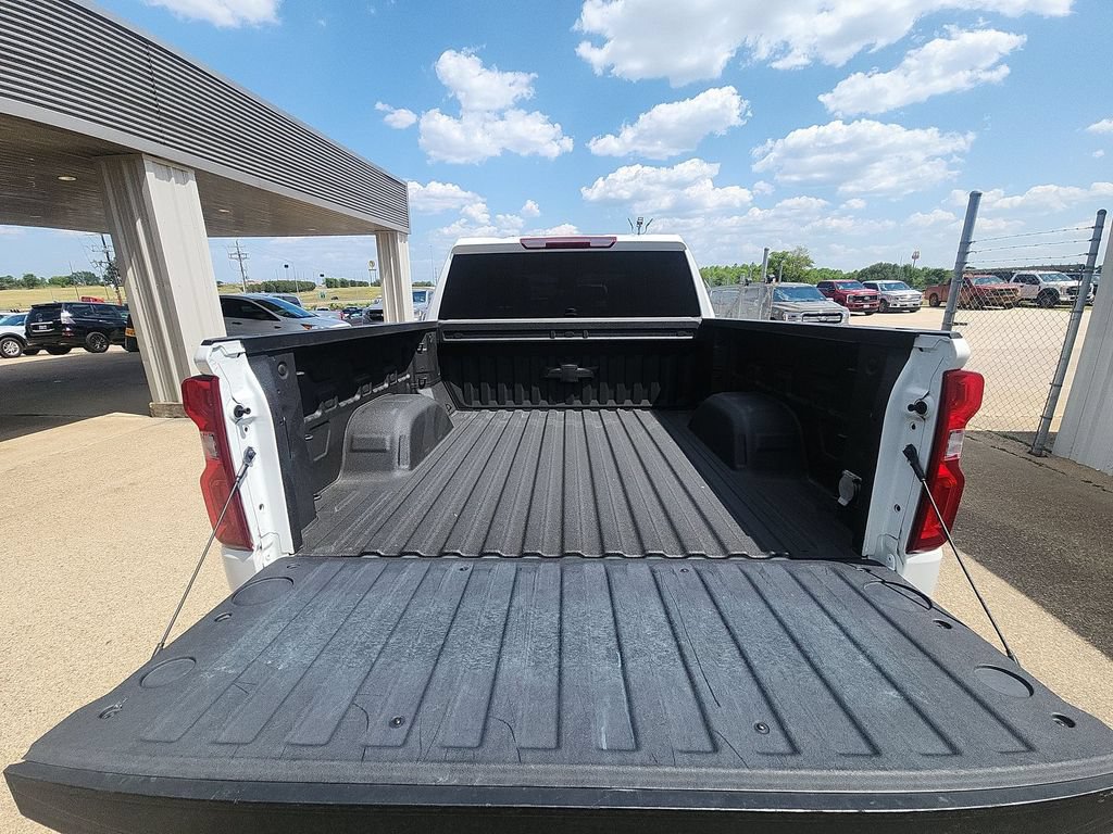 Used 2024 Chevrolet Silverado 1500 RST AWD/4WD image 31