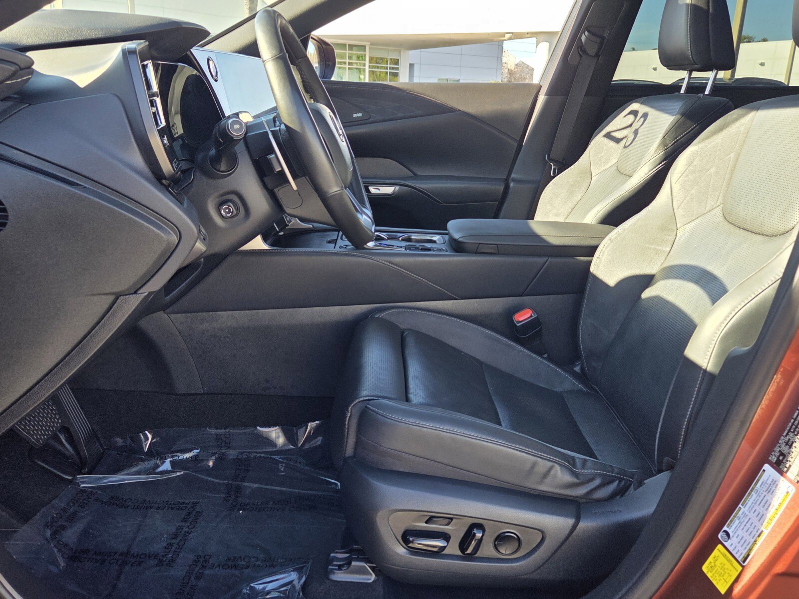 Used 2023 Lexus RX 350 w/ Accessory Package (2T) image 10