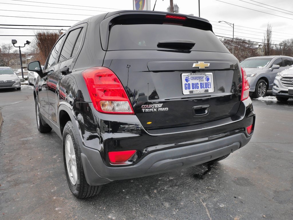Used 2020 Chevrolet Trax LS w/ Tint and Cruise Package image 5