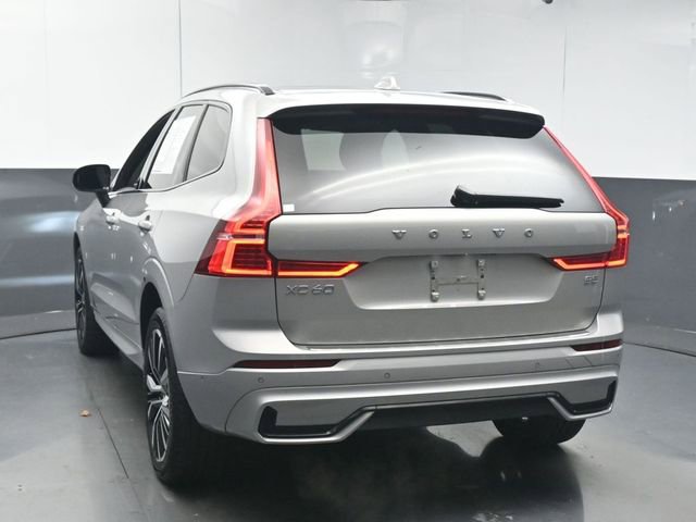 Used 2023 Volvo XC60 B5 Plus w/ Climate Package image 6