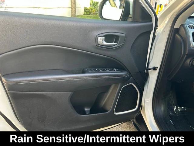 Certified 2018 Jeep Compass Latitude w/ Popular Equipment Group FWD image 15