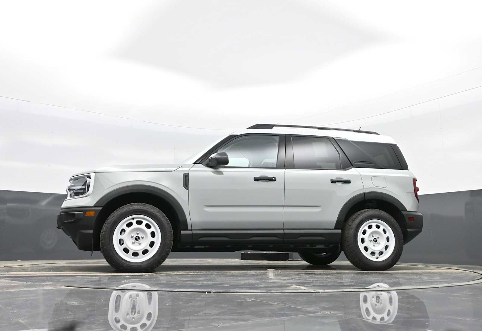 New 2024 Ford Bronco Sport Heritage w/ Heritage Convenience Package image 28