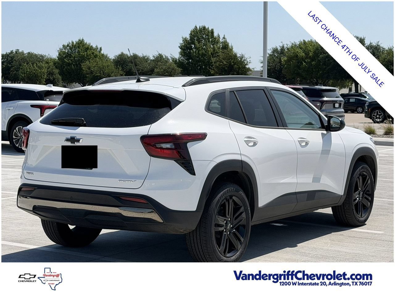 Used 2026 Chevrolet Trax ACTIV w/ Driver Confidence Package FWD image 4