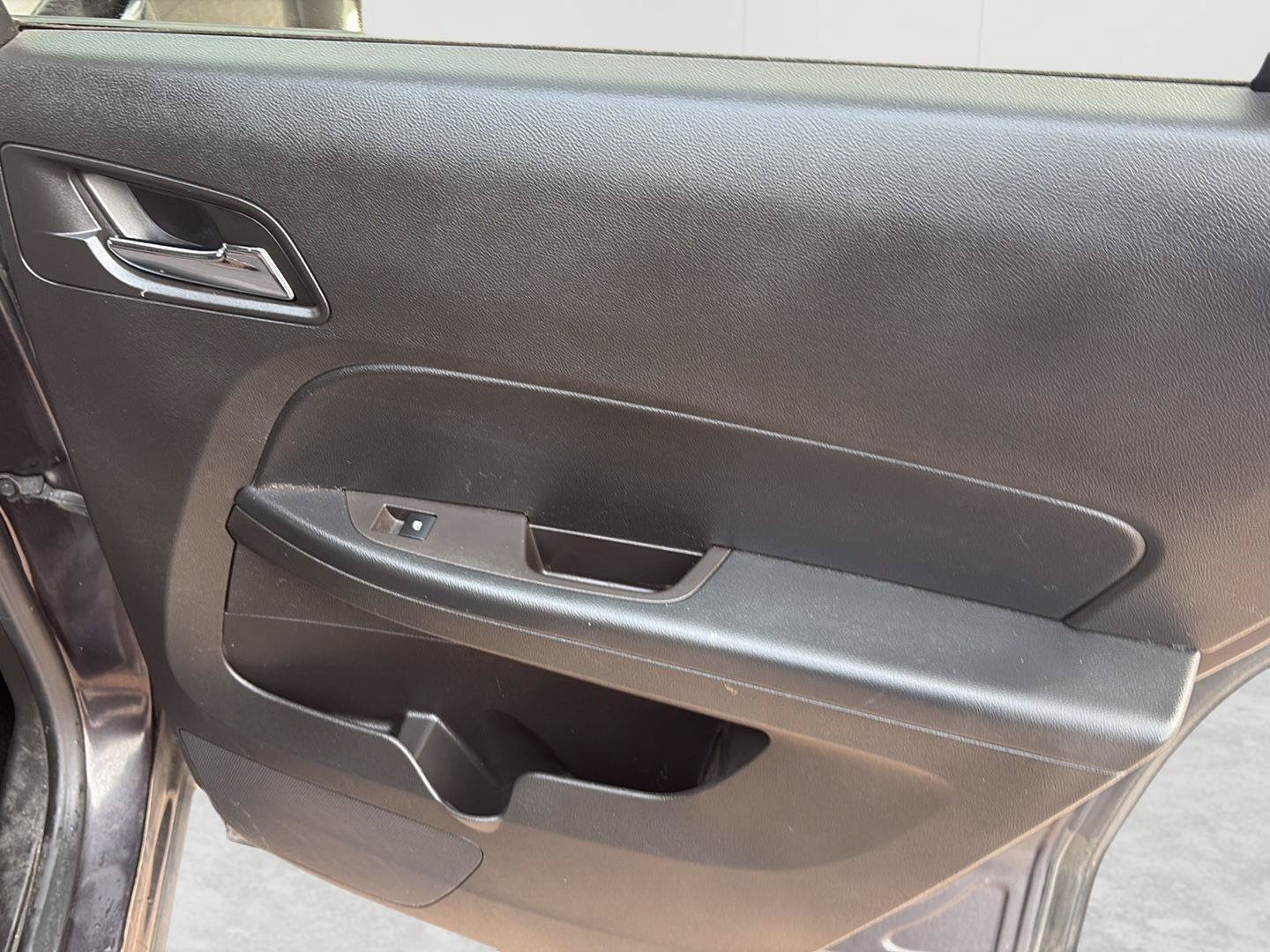 Used 2015 GMC Terrain SLE FWD image 30
