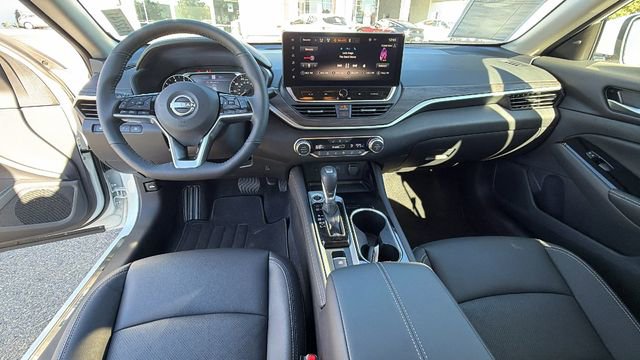 Used 2025 Nissan Altima 2.5 SL image 18
