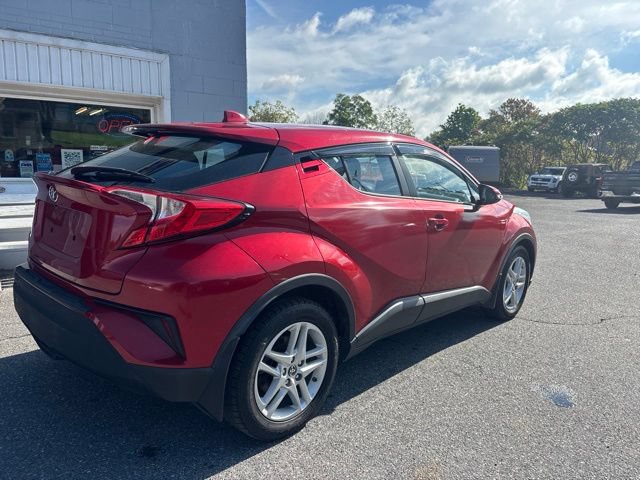 Used 2020 Toyota C-HR LE FWD image 5