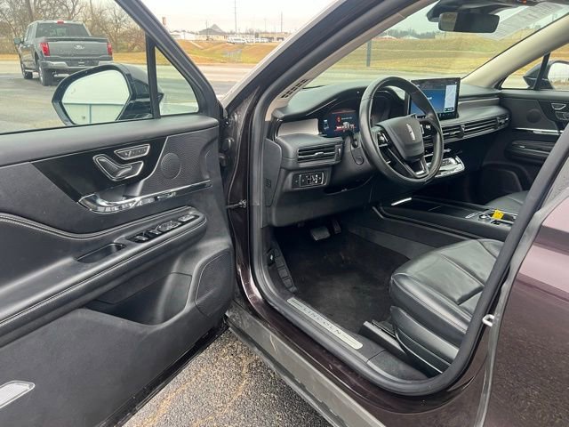 Used 2023 Lincoln Corsair Reserve w/ Equipment Group 201A AWD/4WD image 10