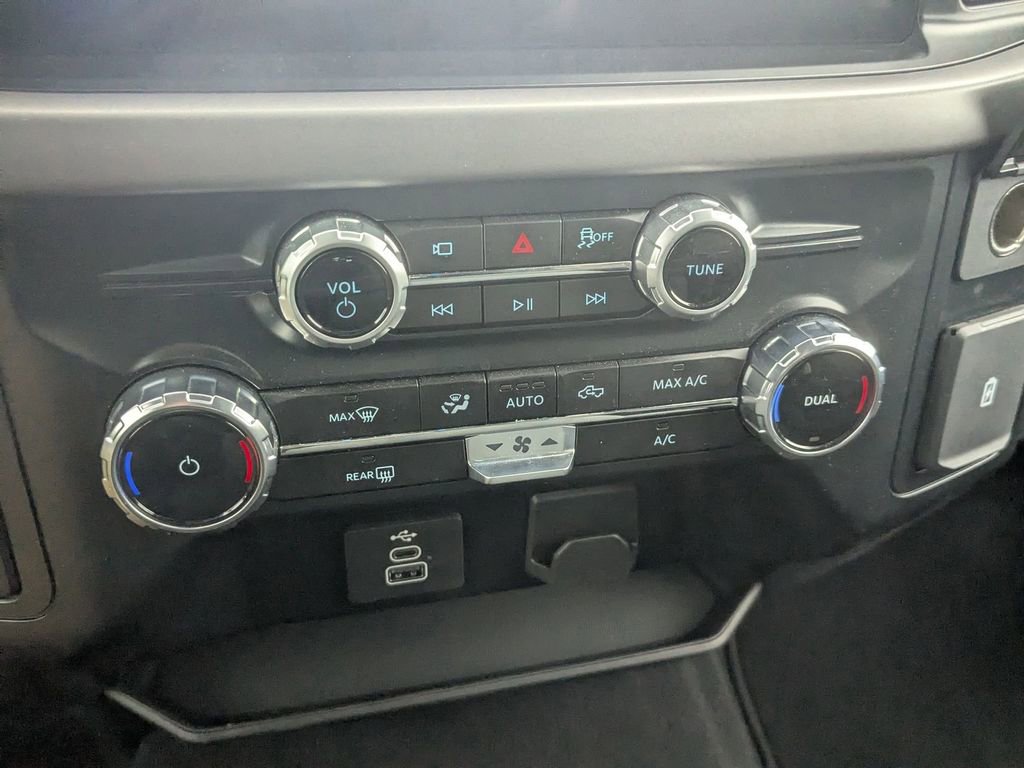 Used 2025 Ford F150 XLT w/ Equipment Group 301A Standard image 22