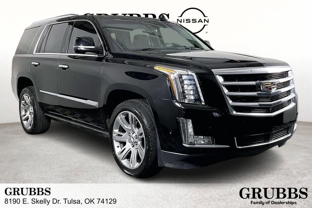 Used 2017 Cadillac Escalade Premium Luxury image 1