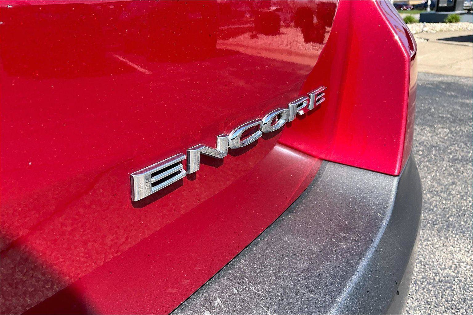 Used 2015 Buick Encore FWD image 9
