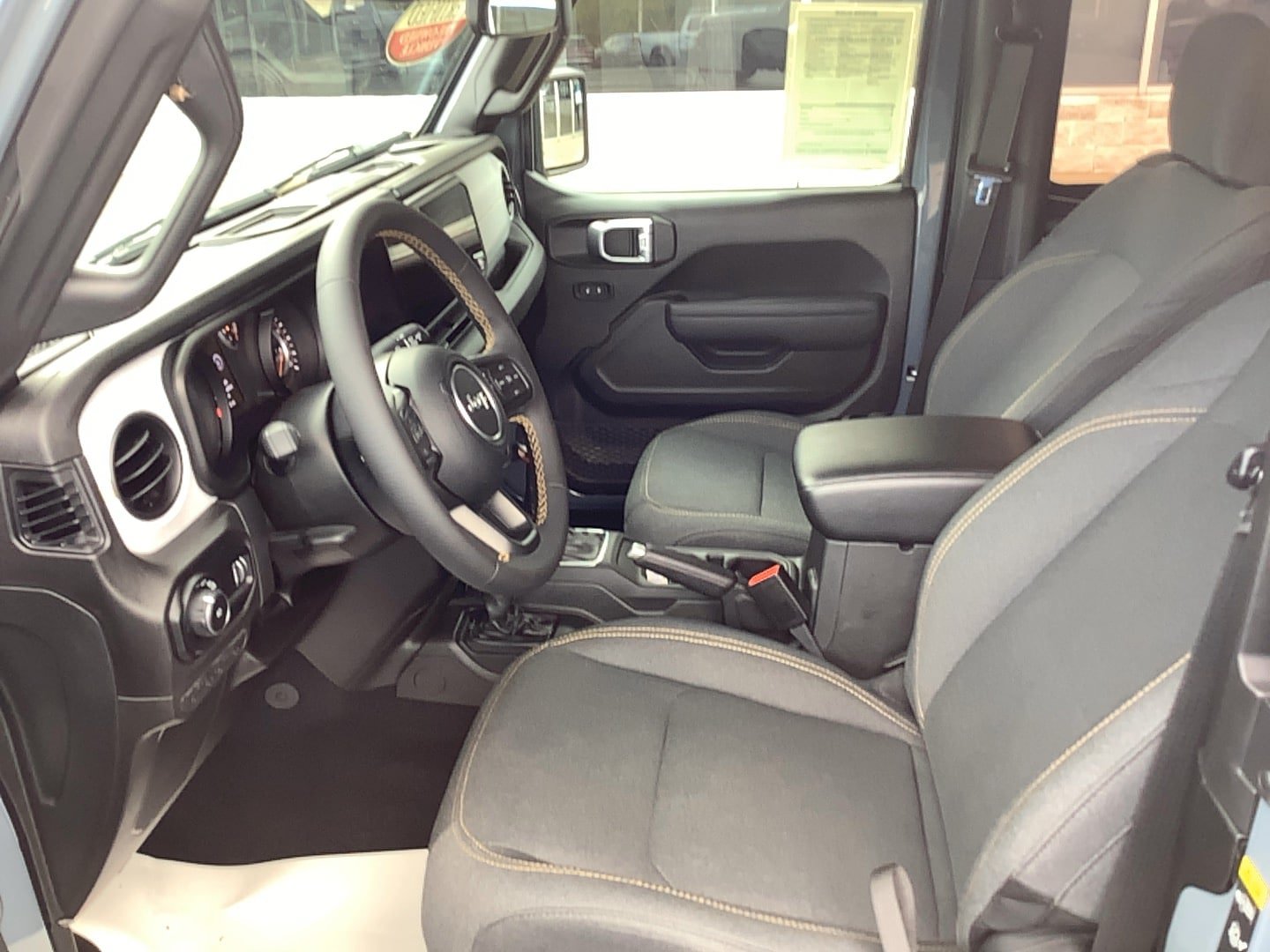 Certified 2024 Jeep Wrangler Sport AWD/4WD image 10