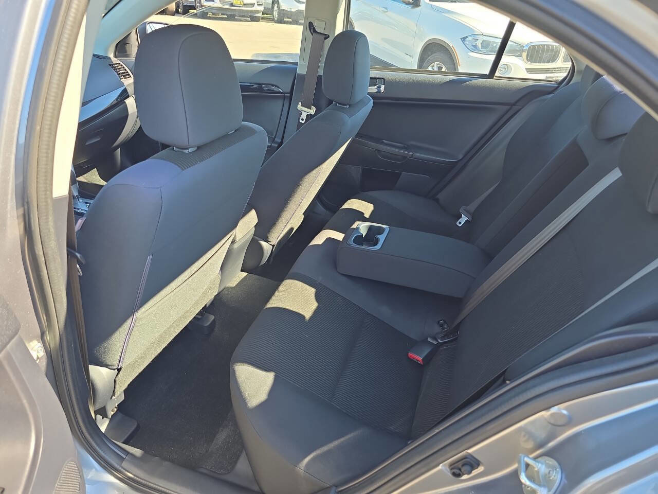 Used 2016 Mitsubishi Lancer ES image 10