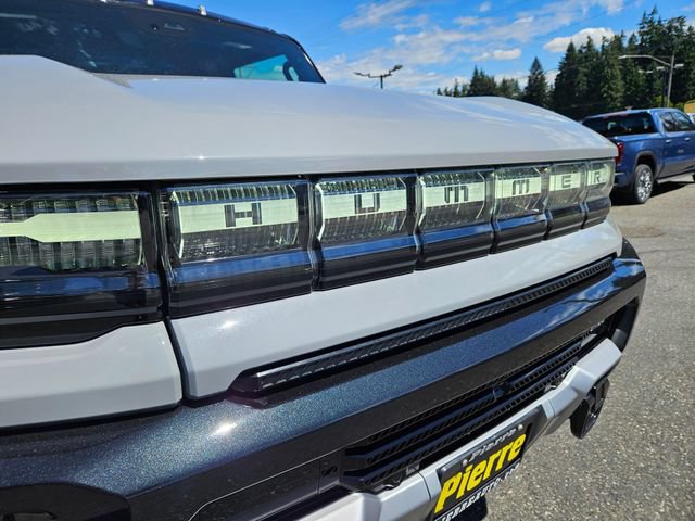 Used 2026 GMC Hummer EV SUV w/ LPO, Dark Essentials Package AWD/4WD image 9