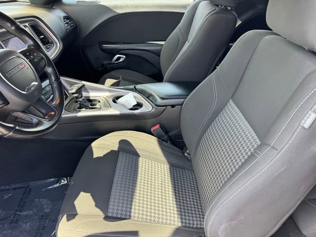 Used 2022 Dodge Challenger SXT w/ Blacktop Package image 11