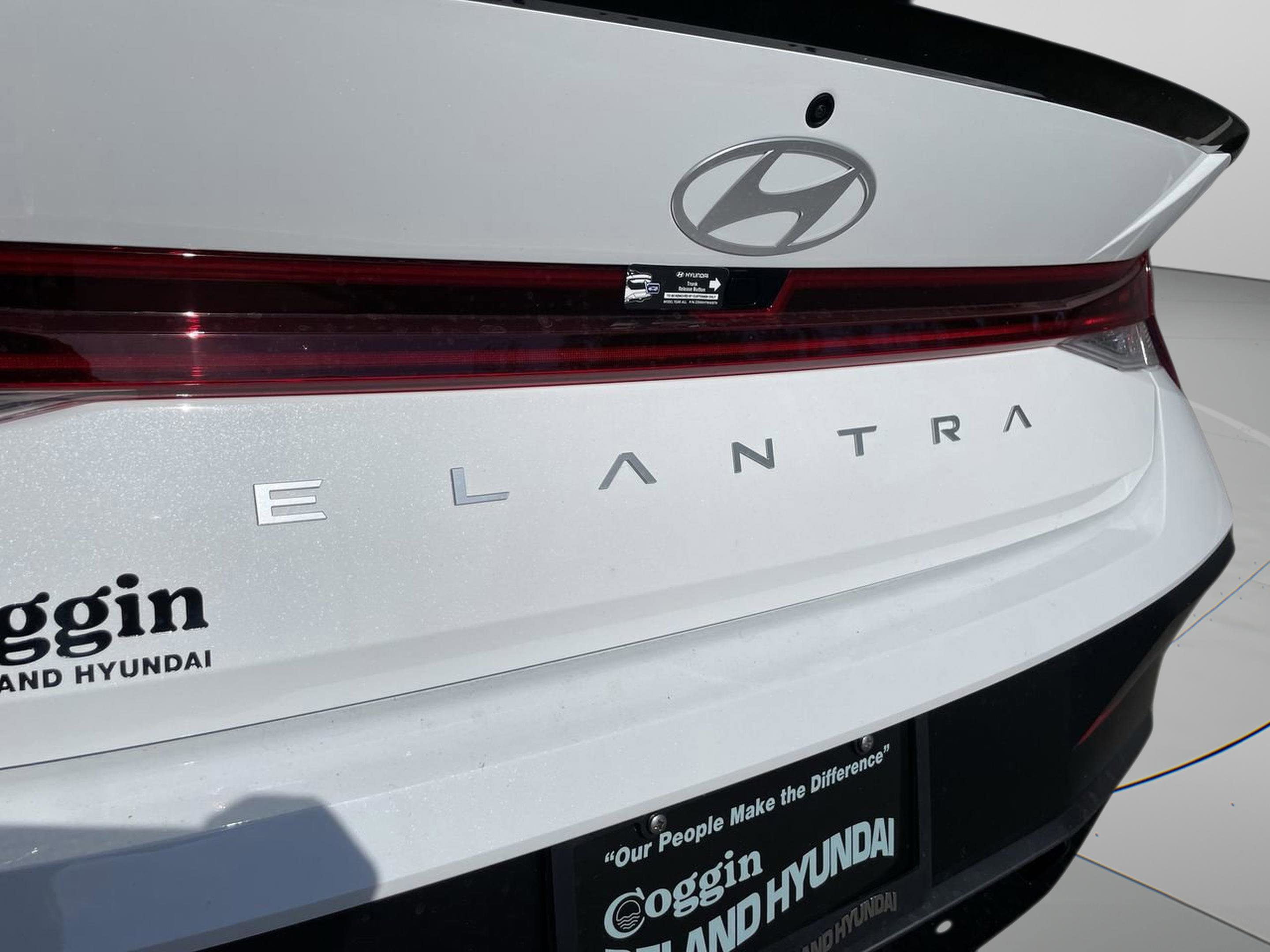 New 2026 Hyundai Elantra SEL Sport image 24