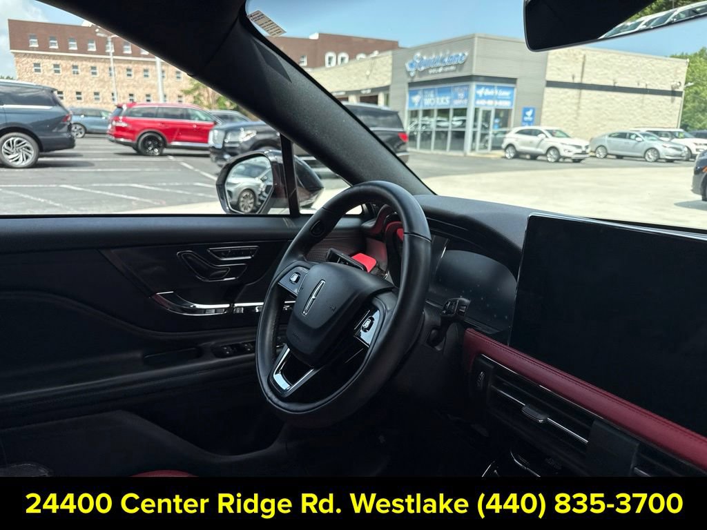 Used 2023 Lincoln Corsair Reserve w/ Equipment Group 201A AWD/4WD image 10
